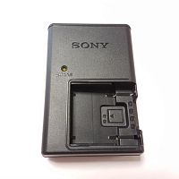 картинка Sony 148035222 Зарядное устройство Sony Battery Charger BC-CSD для фотоаппарата Sony DSC-T200 от магазина Интерком-НН