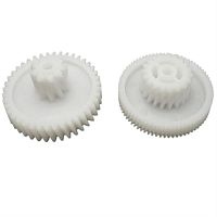 картинка Блок шестеренок для мясорубки Vitek VT-1672 комплект 2 шт средняя+малая магазин Интерком-НН являющийся официальным представителем в России картинка Блок шестеренок для мясорубки Vitek VT-1672 комплект 2 шт средняя+малая от магазина Интерком-НН