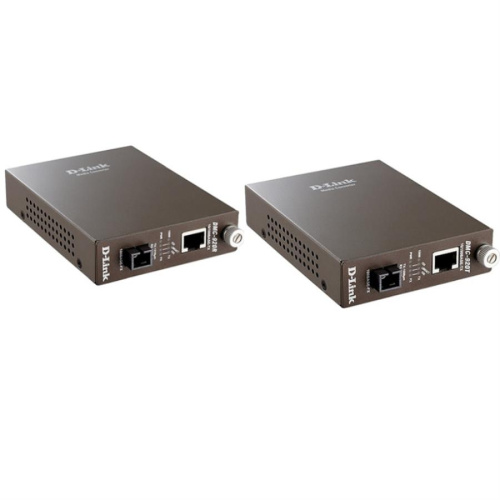изображение D-Link DMC-920 (DMC-920T+ DMC-920R) комплект медиаконвертеров SM, SC, RJ-45 20км магазин Компании Интерком-НН картинка D-Link DMC-920 (DMC-920T+ DMC-920R) комплект медиаконвертеров SM, SC, RJ-45 20км от магазина Интерком-НН